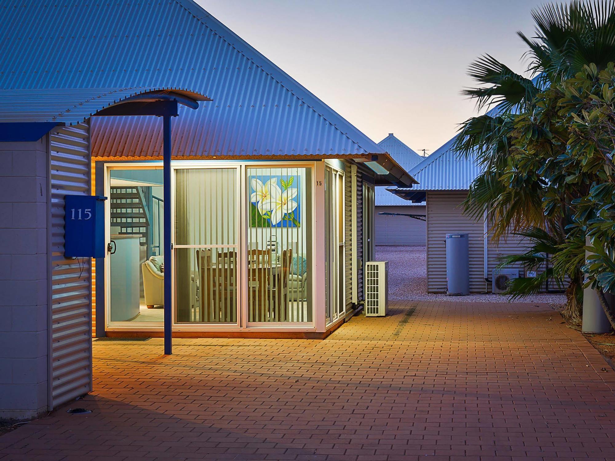 Osprey Holiday Village Ексмут Екстериор снимка